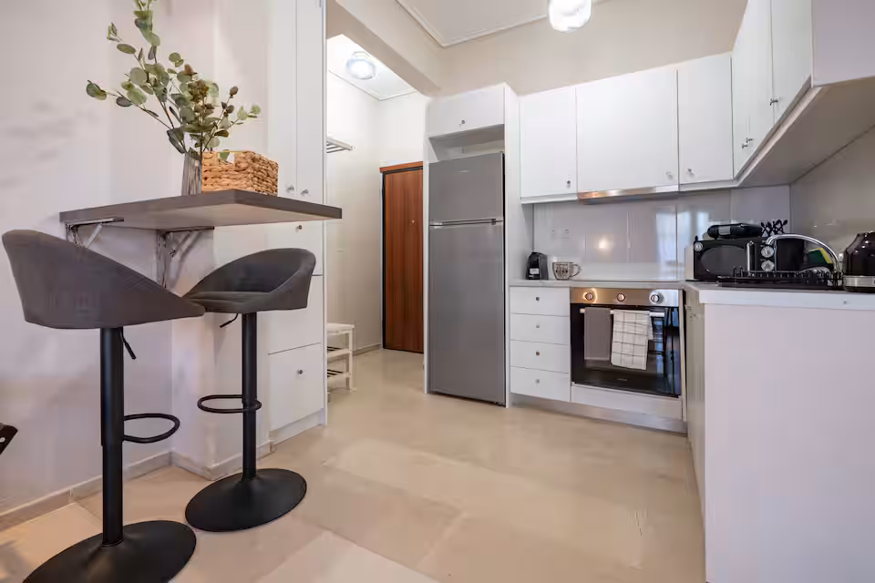 Fully-equipped kitchen